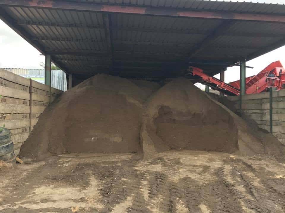 Topsoil supplied by PR Bates